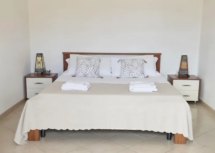 Su Suergiu アパート